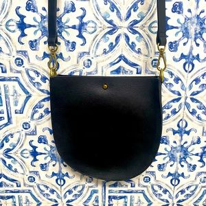 Madewell small black leather crossbody purse